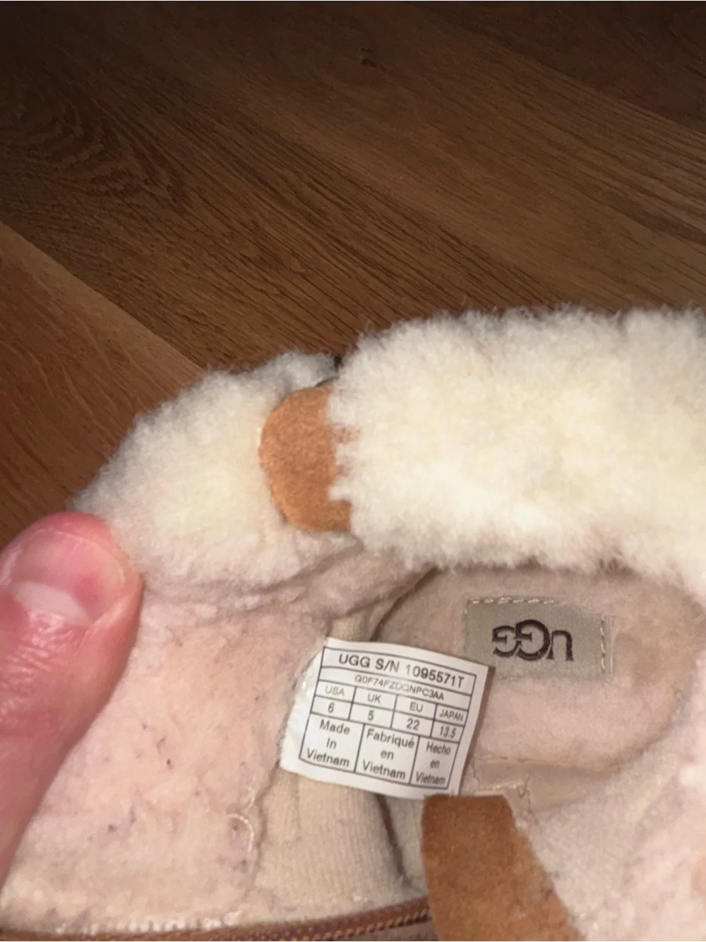 Toddler UGG boots. 6T.